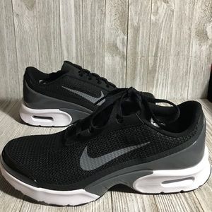 🔥🔥 BRAND NEW NIKE AIR MAX JEWELL